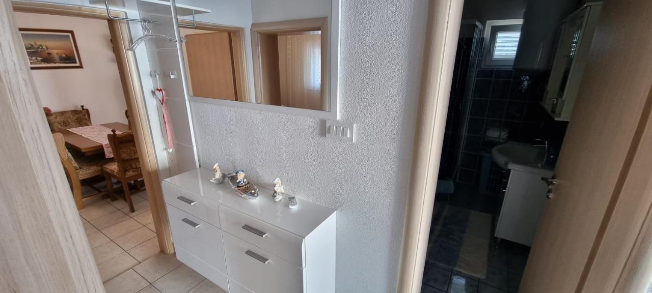 Apartments Juric プリヴラカ エクステリア 写真