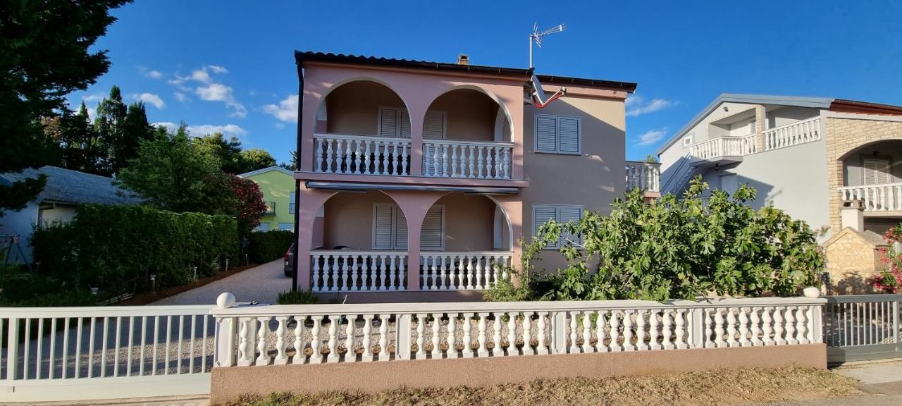 Apartments Juric プリヴラカ エクステリア 写真